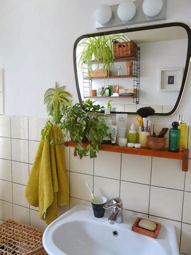 Shelves vintage bathroom mirror with light and shelf buy vintage. Moon to Moon: Bathroom Shelves...