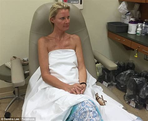 Sandra Lee Back In Hospital For More Surgery Following Double Mastectomy Daily Mail Online