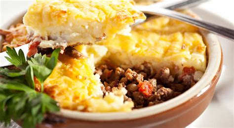 I've never made (or eaten) shepherd's pie before. Healthy Shepherds Pie - The Optimal You | Online Personal Training & Holistic Nutrition