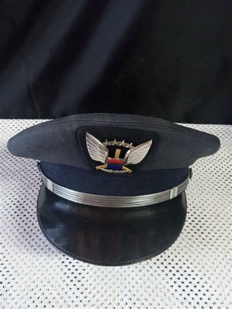 Genuine United Airlines Pilot Hat