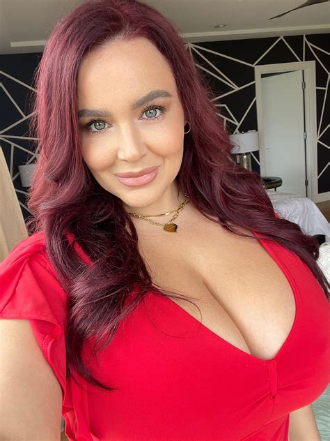 TW Pornstars Natasha Nice Twitter Raise Your Hand If Youve Been Loving The Red Hair