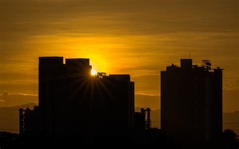2560x1600 Photography City Urban Building Sunset Wallpaper