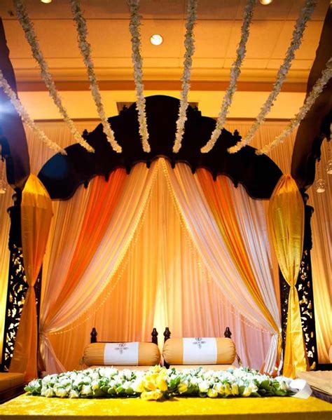 Bengali Wedding Guide: Gaye Holud or Turmeric on the Body Stage Decoration Idea