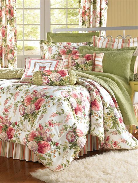 Claires Garden Comforter This Classic Cottage Bedroom Is Reinvented