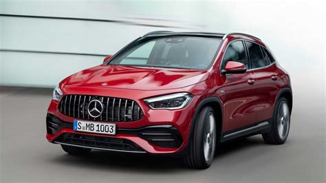 Explore the gla 250 suv, including specifications, key features, packages and more. 2021 Mercedes GLA Debuts With 302-HP AMG 35, Car Wash Function