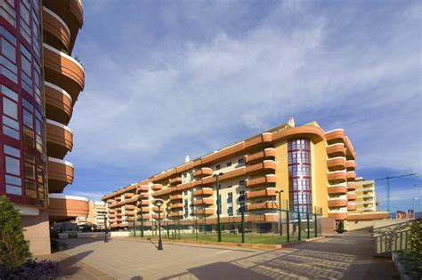 Filtra por tipo de propiedad y características para encontrar tu vivienda ideal. Venta y Alquiler de Pisos en Málaga - Grupo Piscis