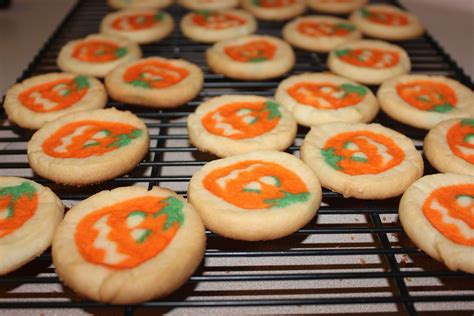All you need to do is pop them in the oven, and then you've. 22 Ideas for Pillsbury Halloween Sugar Cookies - Best ...
