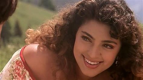 Happy Birthday Juhi Chawla 5 Wonderful Performances Of The Vivacious Actress That You Can’t