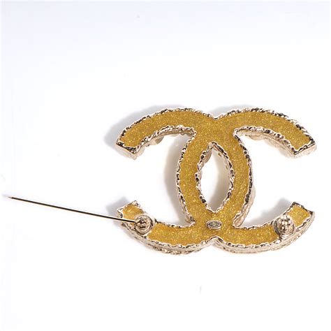 Chanel Cc Pearl Large Brooch Pin Gold 85376