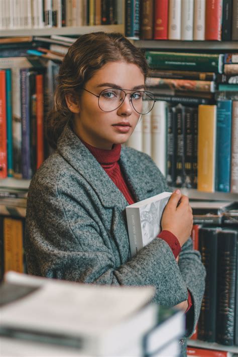 Photoshoot In Library 📚 Girl Books Library Cute Read Biblioteka Glasses Reading