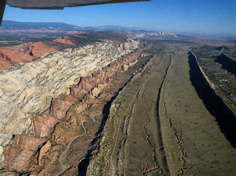 The Waterpocket Fold Capital Reef Utah Rgeology