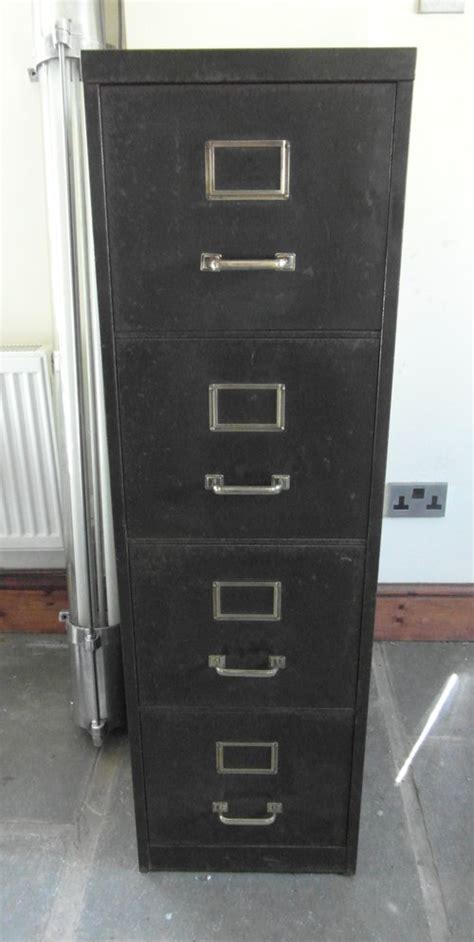 Large steel filing cabinets are designed for maximum storage capacity, making the best use of space available in your office, while smaller filing cabinets can allow staff to manage their own files, sliding neatly underneath desks for easy access and effortless organisation. Antiques Atlas - Vintage Metal Filing Cabinet
