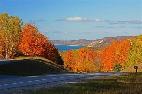 northern michigan fall color tours reo north