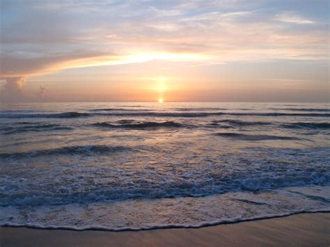 Sunrise Over Melbourne Beach Florida Melbourne Beach Fl Oceanfront
