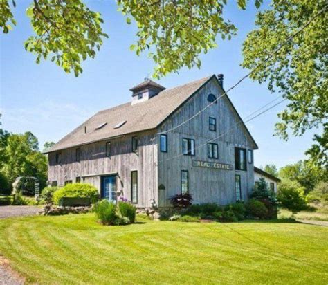 15 Cozy Barn Homes We Wish We Could Live In Barn Renovation House