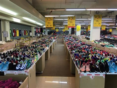 Tickets, tours, hours, address, the mall bangkapi reviews: Sport Planet Warehouse Outlet 大减价，折扣高达70% - WINRAYLAND