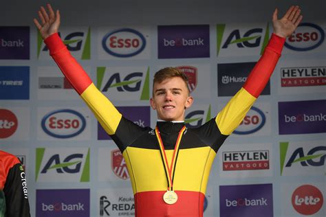 Vandaag werden de verschillende selecties van ons land bekendgemaakt voor het wk veldrijden, maar er was wel één grote verrassing. Young CX riders take top step | Trek Race Shop