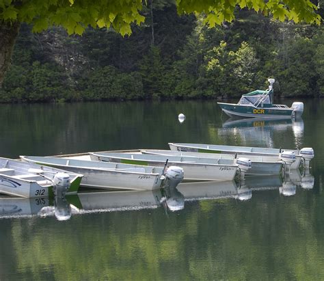 Summer Rentals Dcr Boats Quabbin Reservoir Massachusetts Tony