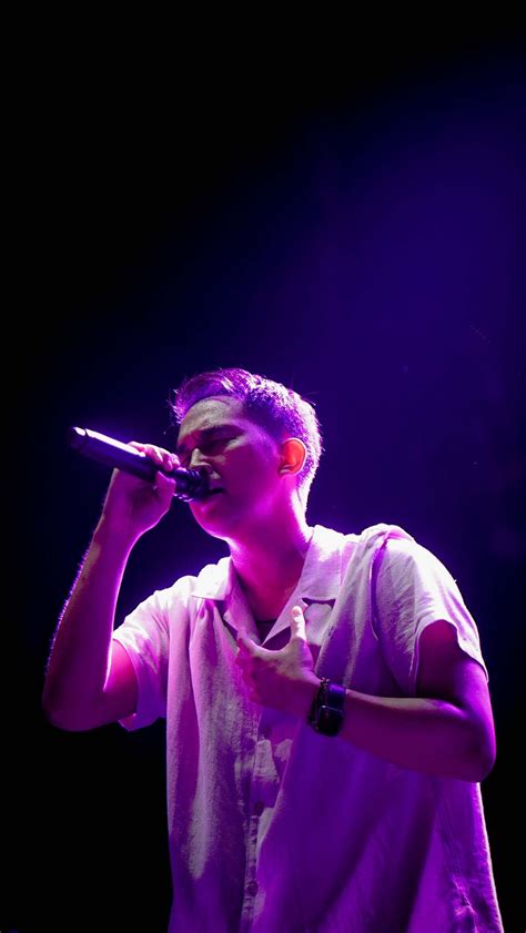 FOTO: Momen Adaband Ajak Penonton Pestapora 2023 Nostalgia dan Galau Bareng