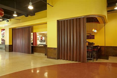 We offer more accordion door, divider, partition and folding door options than any other company in our industry. Accordion Doors by Panelfold®