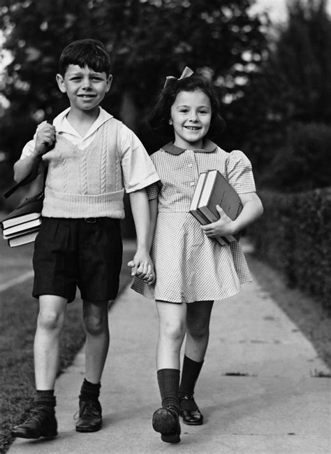 After School Walking Home 1940s Mannequins Children Kinder