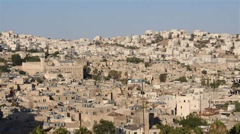 Palestinians Hope Un Ruling Will Improve Life In Hebron Palestine