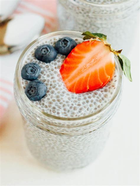 How To Make Easy Chia Pudding Eating Bird Food