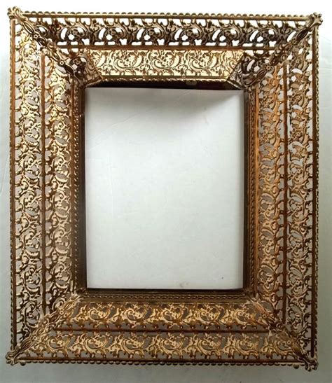 Vtg Gold Metal Filigree Ornate 8 X 10 Picture Frame Goldwhite Wide
