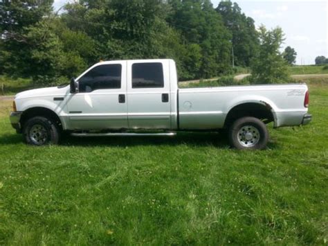 Sell Used 2001 Ford F 250 Super Duty Xlt Crew Cab Pickup 4 Door 73l In