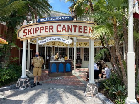"Elevated" Mixed Cocktails with Liquor Will Be Served Inside Magic