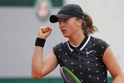 Iga świątek live score (and video online live stream*), schedule and results from all tennis tournaments that iga świątek played. Iga Świątek - Bernarda Pera NA ŻYWO ONLINE WTA Birmingham ...