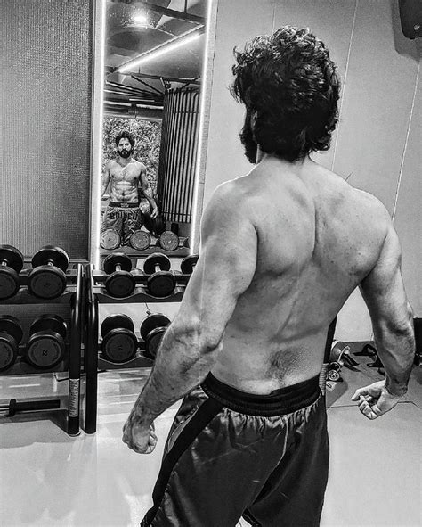 Varun Dhawan Flaunts His Chiseled Six Pack Body Anil Kapoor Comments