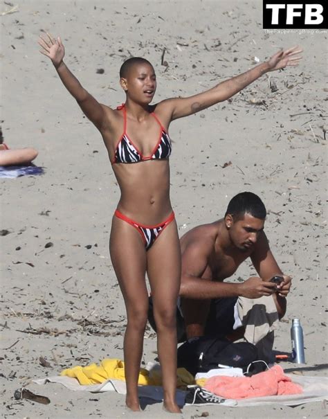 Willow Smith Makes A New Friend While Tanning Solo In Malibu Photos