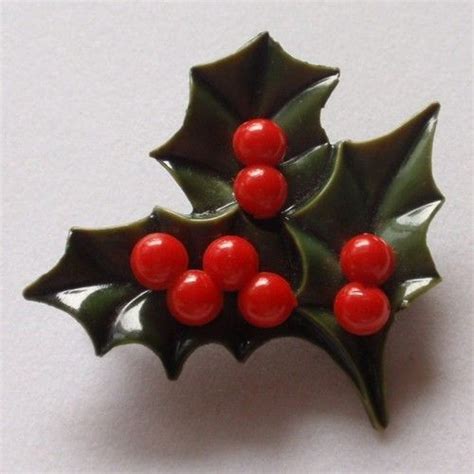 christmas holly branch leaves berries brooch pin vintage xmas christmas thoughts christmas