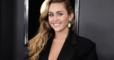 Miley Cyrus Is Being Sued Over Social Media Photos Of Her Fostylen Magazine