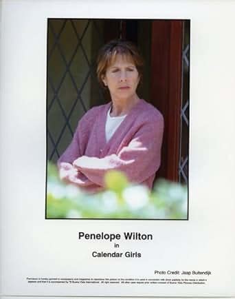Penelope Wilton Original 8x10 Photo Portrait Calendar Girls At Amazon S