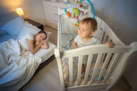 Is Your Baby Waking Up Too Early 10 Best Tips To Follow