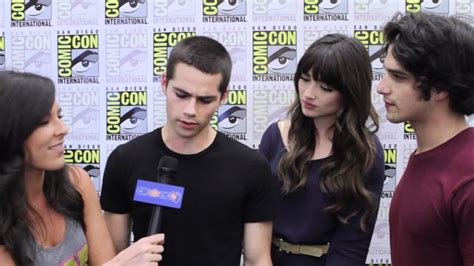 tyler posey crystal reed dylan o brien talk teen wolf at comic con youtube