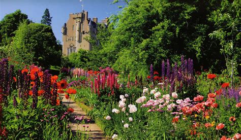 Crathes Castle Banchory Aberdeenshire Scotland Castle Garden