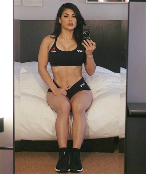 Ufc Ufcs Rachael Ostovich Becomes A Hit On Social Marca English