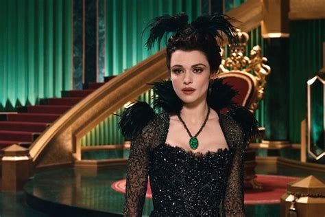 Rachel Weisz From Bourne Legacy To Oz The Great And Powerful