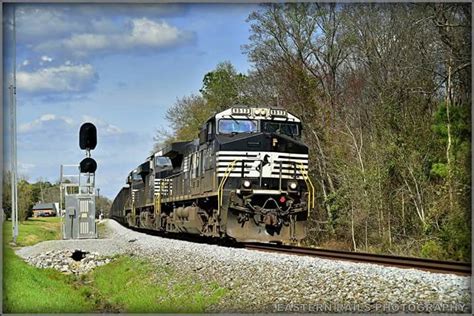 Pin By Tim Fuzzy Smith On 01 Trains And Railroad Train Railroad