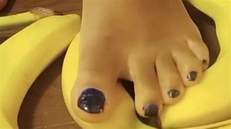 Foot Stomping Bananas Xxx Mobile Porno Videos And Movies Iporntvnet