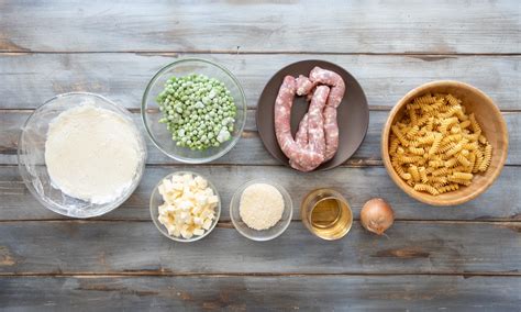 Maybe you would like to learn more about one of these? Pasta con piselli e salsiccia al forno | Vasa Vasa Kitchen