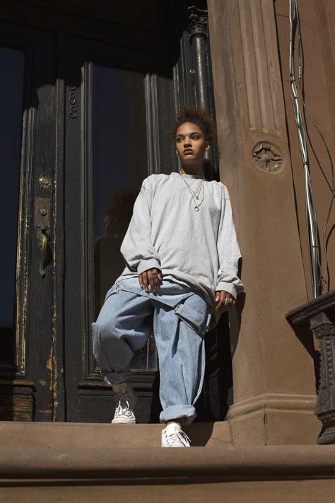 How To Wear '90s Vintage Streetwear This Fall | Vintage streetwear, 90s streetwear, Streetwear ...
