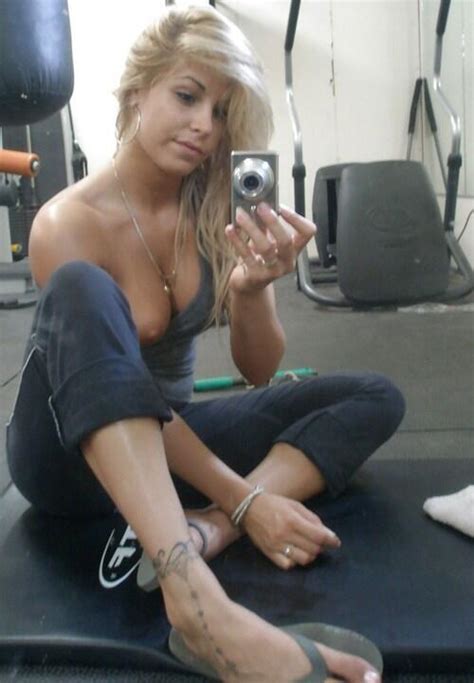 Sexy Gym Selfie Porn Videos Newest Sexiest Gym Selfies Bpornvideos