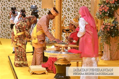 Titas Adat Istiadat Diraja Melayu Youtube - vrogue.co