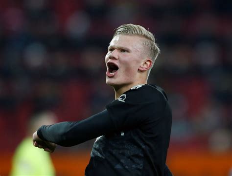 Such a move could cost more than £150 million, but chelsea are unwilling to give up on a move before looking elsewhere. Pin på Borussia Dortmund