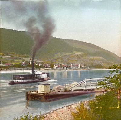 43, 3613 albrechtsberg an der großen krems +43 2876 277 : Blick auf Aggsbach Dorf am südlichen Donauufer | Wachau ...