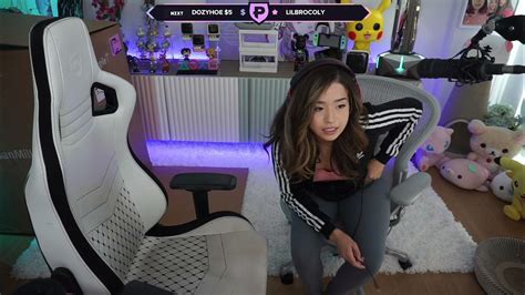 Pokimane Bounces On Her Chair Youtube